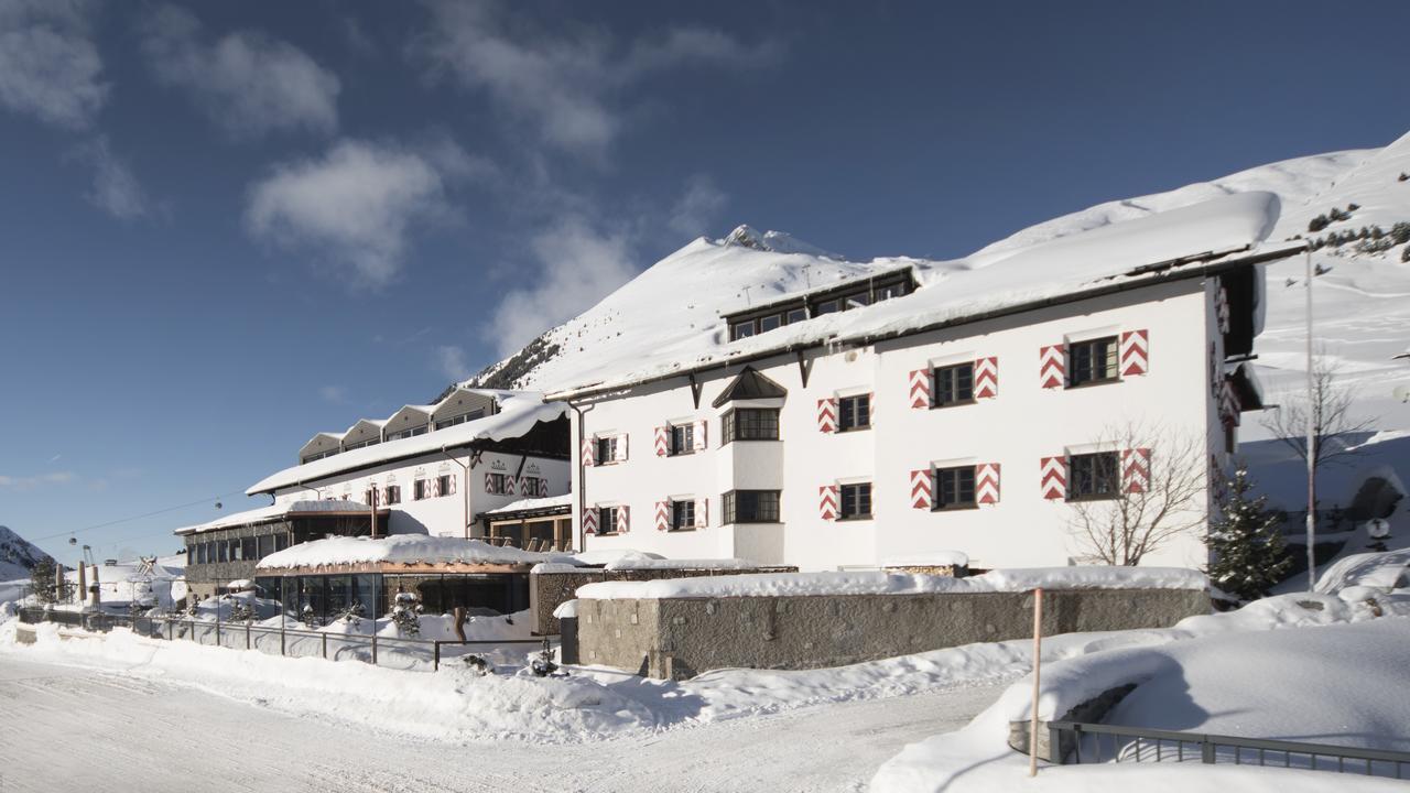 Hotel Jagdschloss Resort キュータイ エクステリア 写真