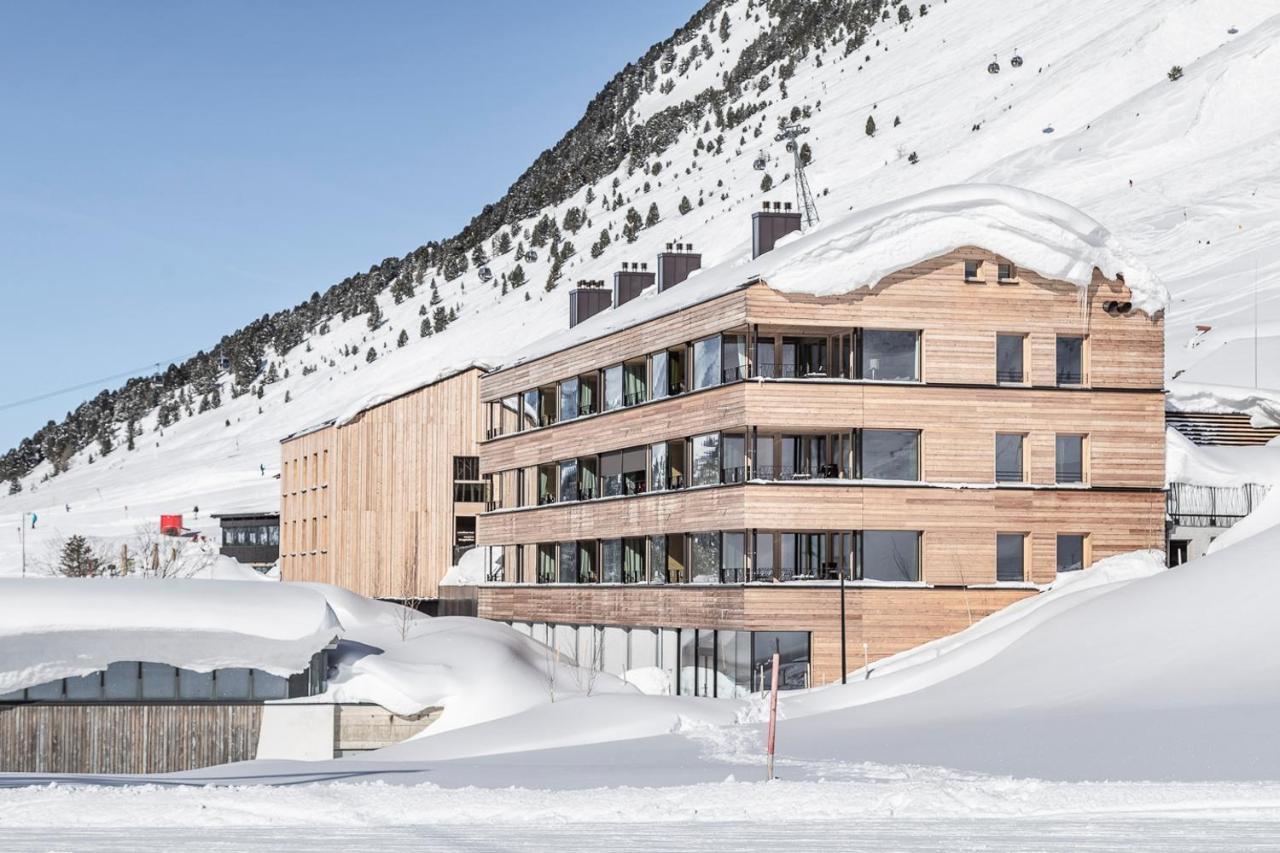 Hotel Jagdschloss Resort キュータイ エクステリア 写真