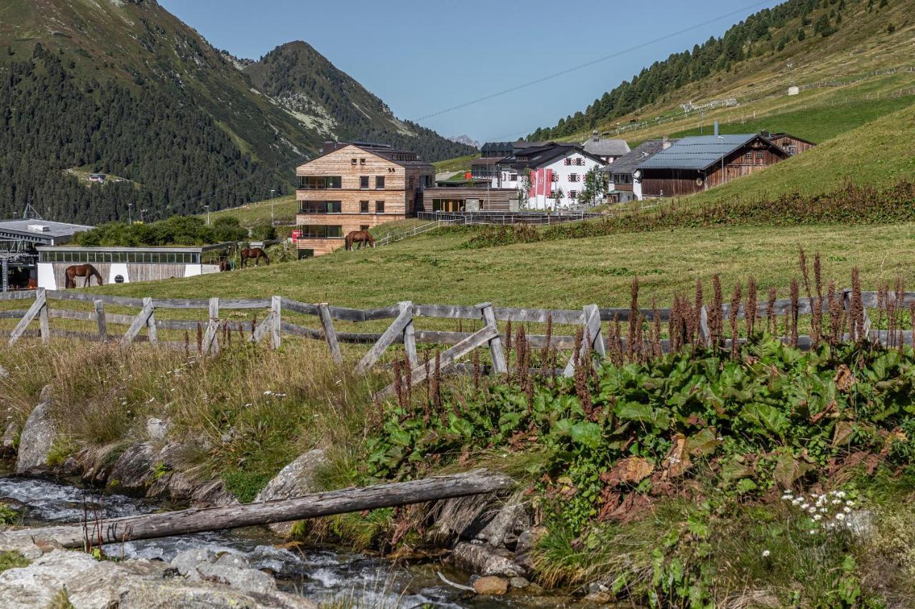Hotel Jagdschloss Resort キュータイ エクステリア 写真